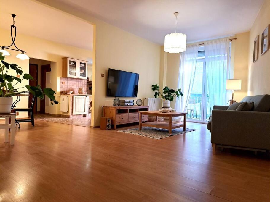 Home In The Heart Of The City Bratislava Ngoại thất bức ảnh